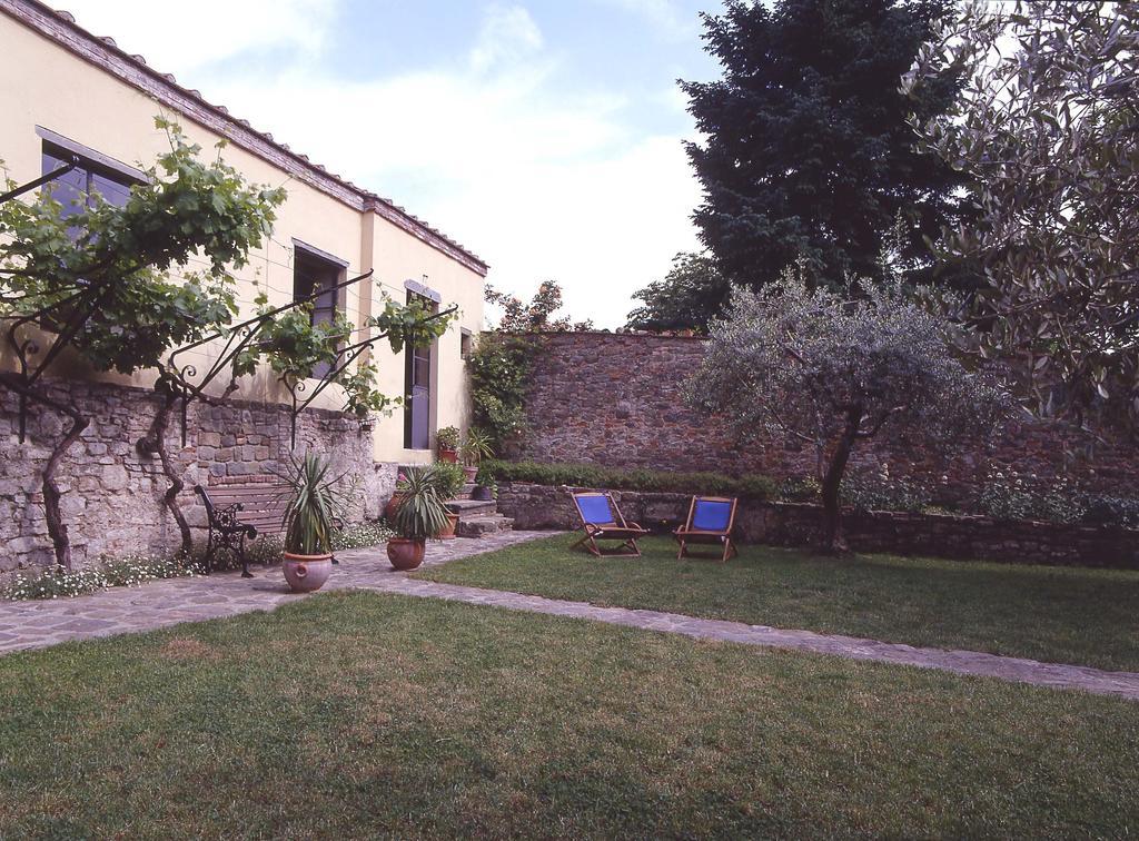 Antica Casa "Le Rondini" Bed and Breakfast Borgo a Buggiano Eksteriør billede
