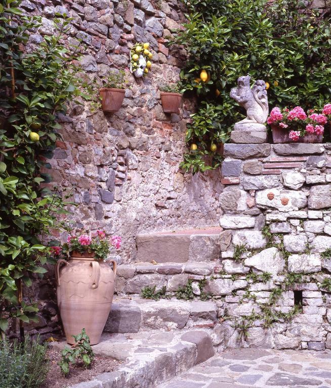 Antica Casa "Le Rondini" Bed and Breakfast Borgo a Buggiano Eksteriør billede