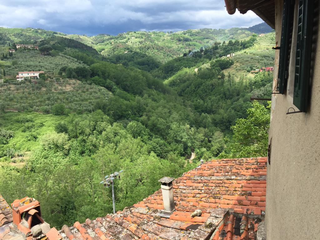 Antica Casa "Le Rondini" Bed and Breakfast Borgo a Buggiano Eksteriør billede
