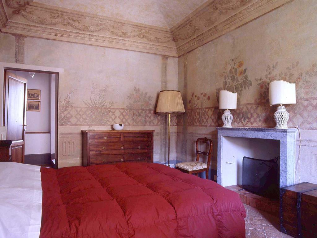 Antica Casa "Le Rondini" Bed and Breakfast Borgo a Buggiano Eksteriør billede